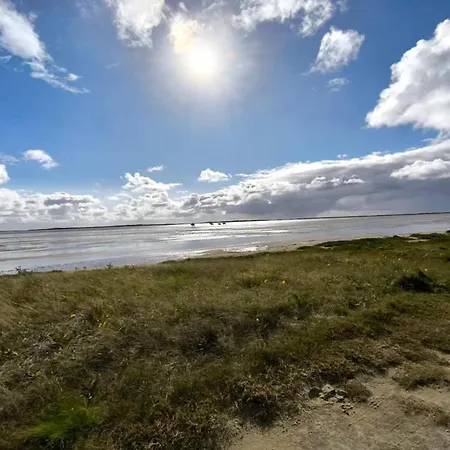 4 Person In Romo-by Traum Lakolk